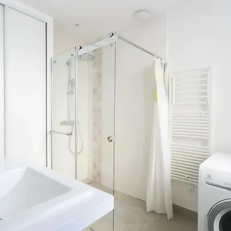 Beautiful Large Flat, 15min From Paris Center *